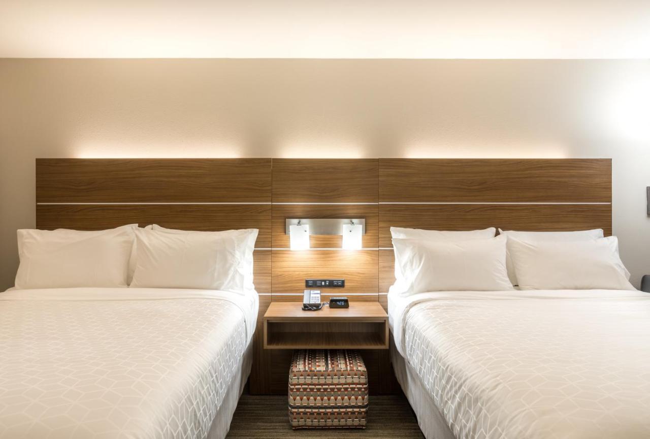 Holiday Inn Express & Suites Greenville S - Piedmont By Ihg Ngoại thất bức ảnh