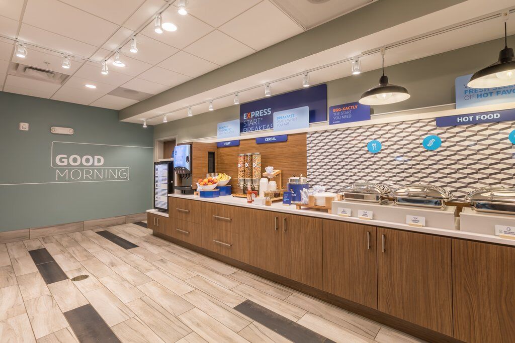 Holiday Inn Express & Suites Greenville S - Piedmont By Ihg Ngoại thất bức ảnh