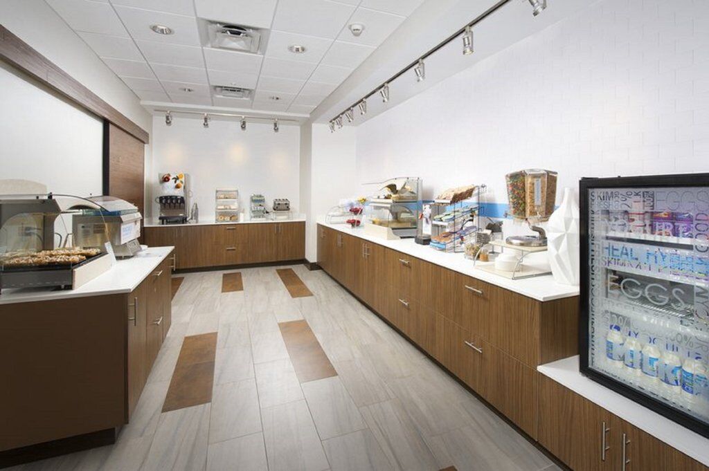 Holiday Inn Express & Suites Greenville S - Piedmont By Ihg Ngoại thất bức ảnh