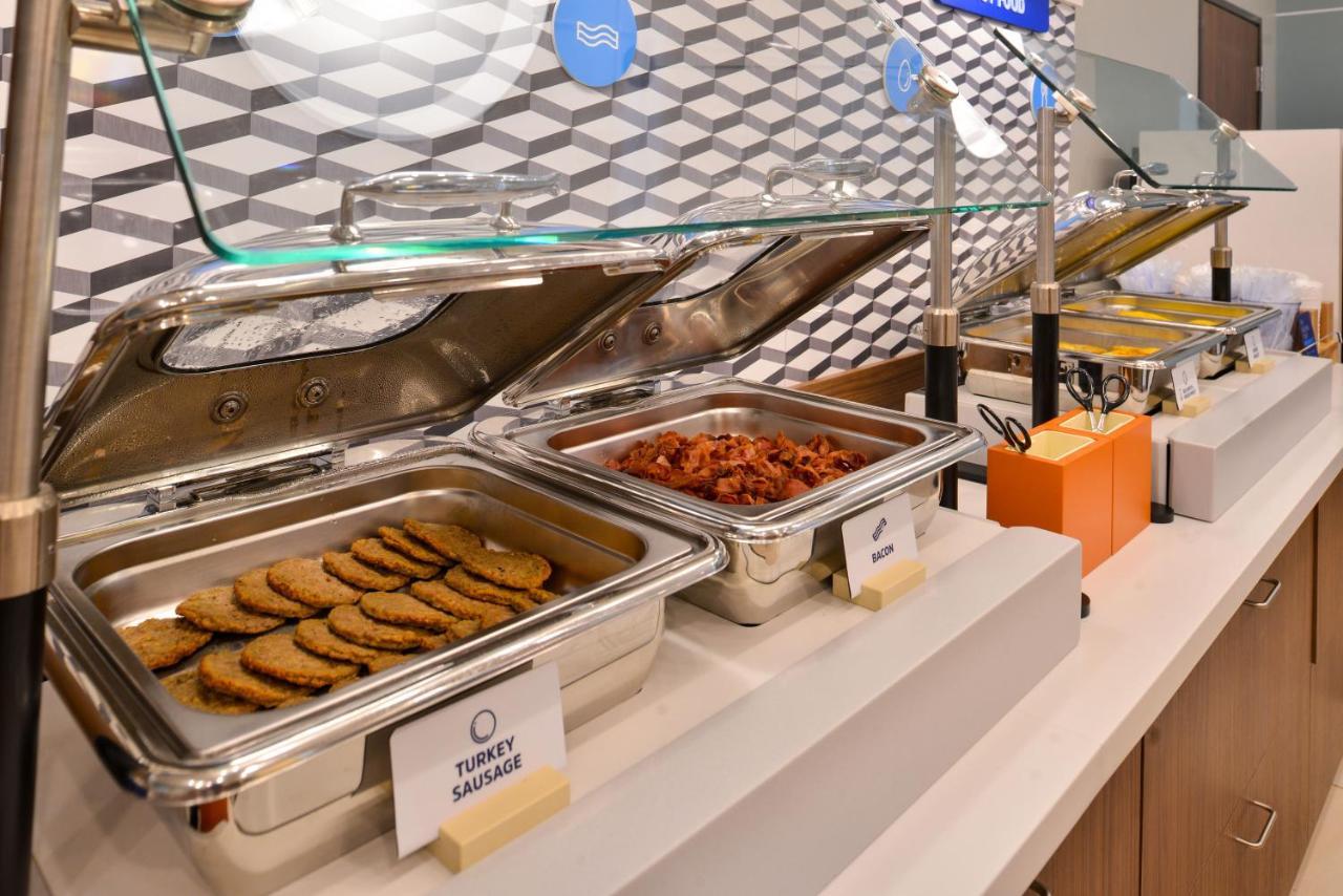 Holiday Inn Express & Suites Greenville S - Piedmont By Ihg Ngoại thất bức ảnh